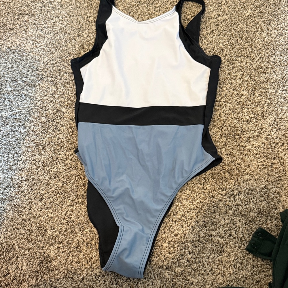 Colorblock One-Piece Swimsuit